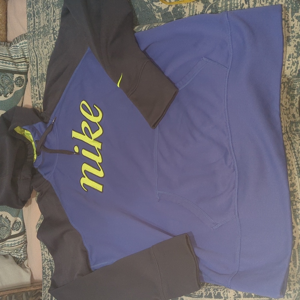 Purple Nike Hoodie Thermafit XL
